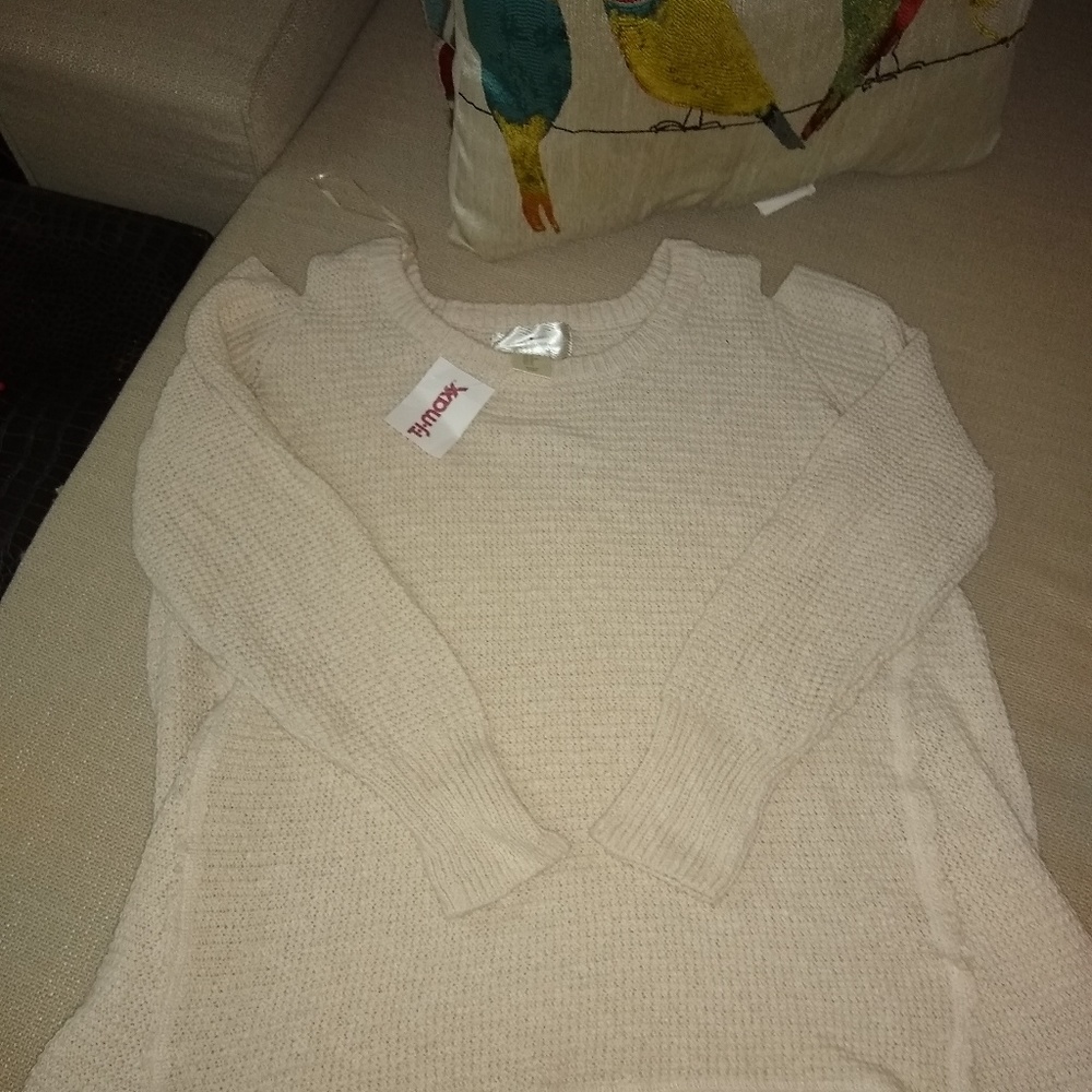 Women's sweater